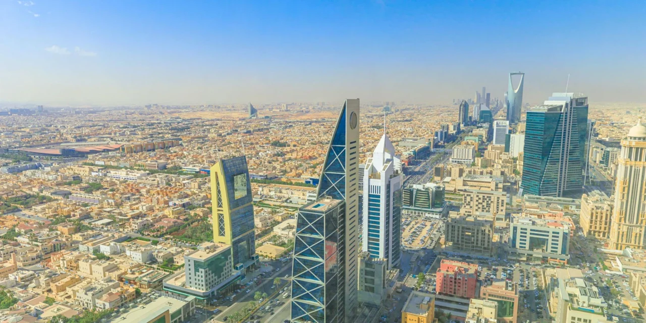 Saudi Vision 2030: Accelerating Business Growth #2